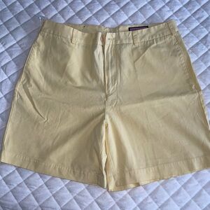 Men’s Vineyard Vines shorts